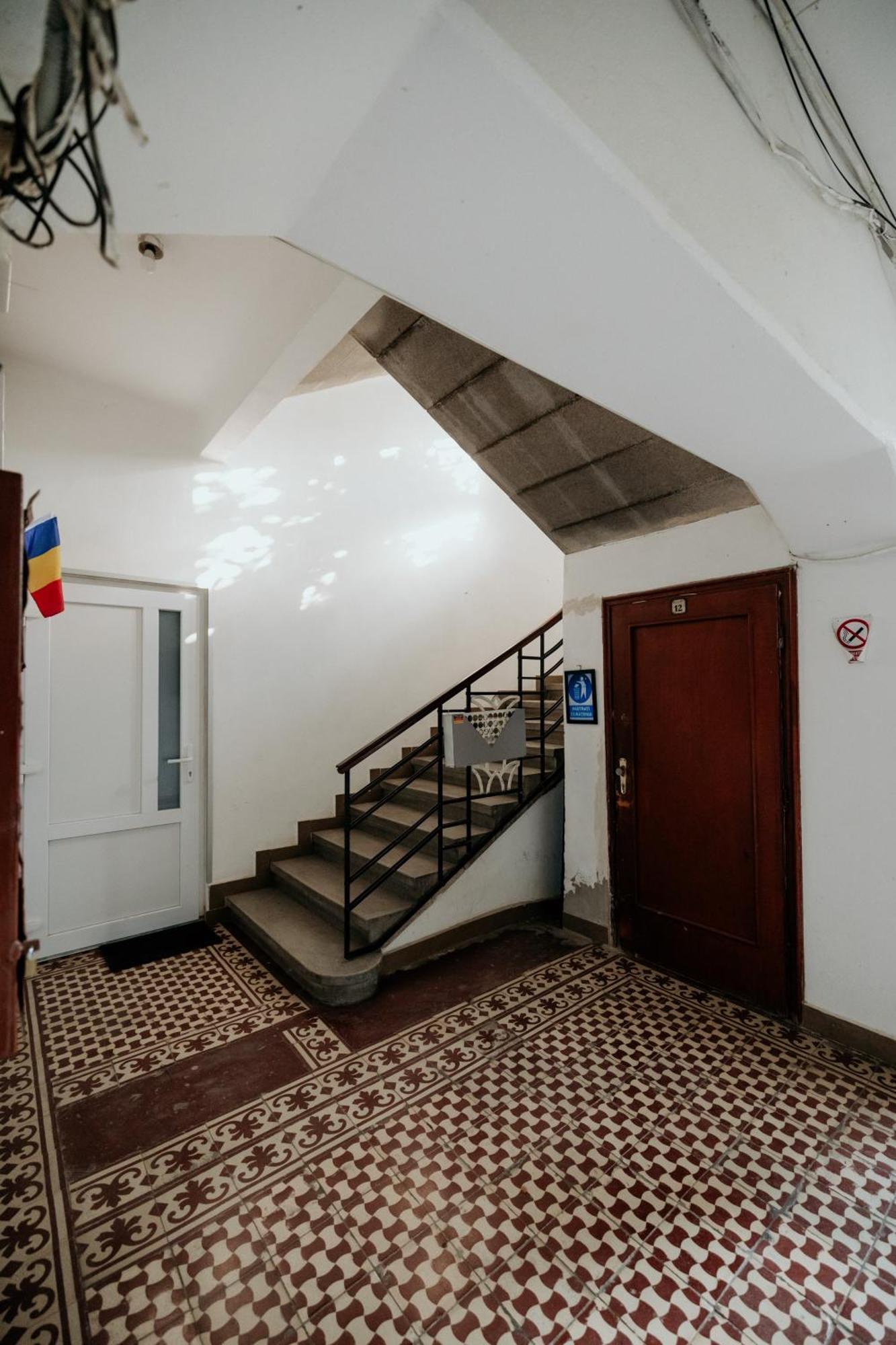 Decebal Central Studio - Elegant And Cozy Stay Arad Exterior foto